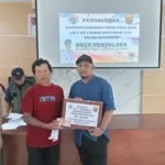 Penyaluran BLT Dana Desa Bulan November 2025 di Desa Tenjolaya Berlangsung Lancar