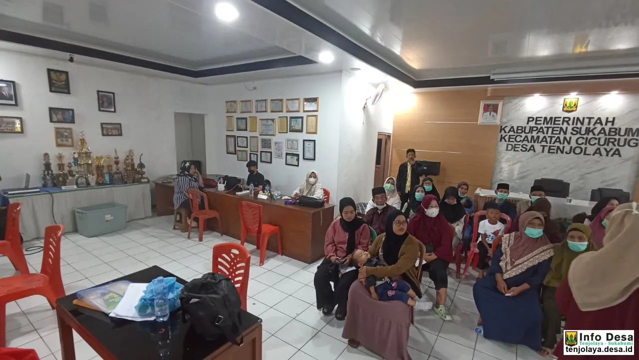 Pelaksanaan Pemeriksaan Rontgen Gratis di Desa Tenjolaya Disambut Antusias Warga